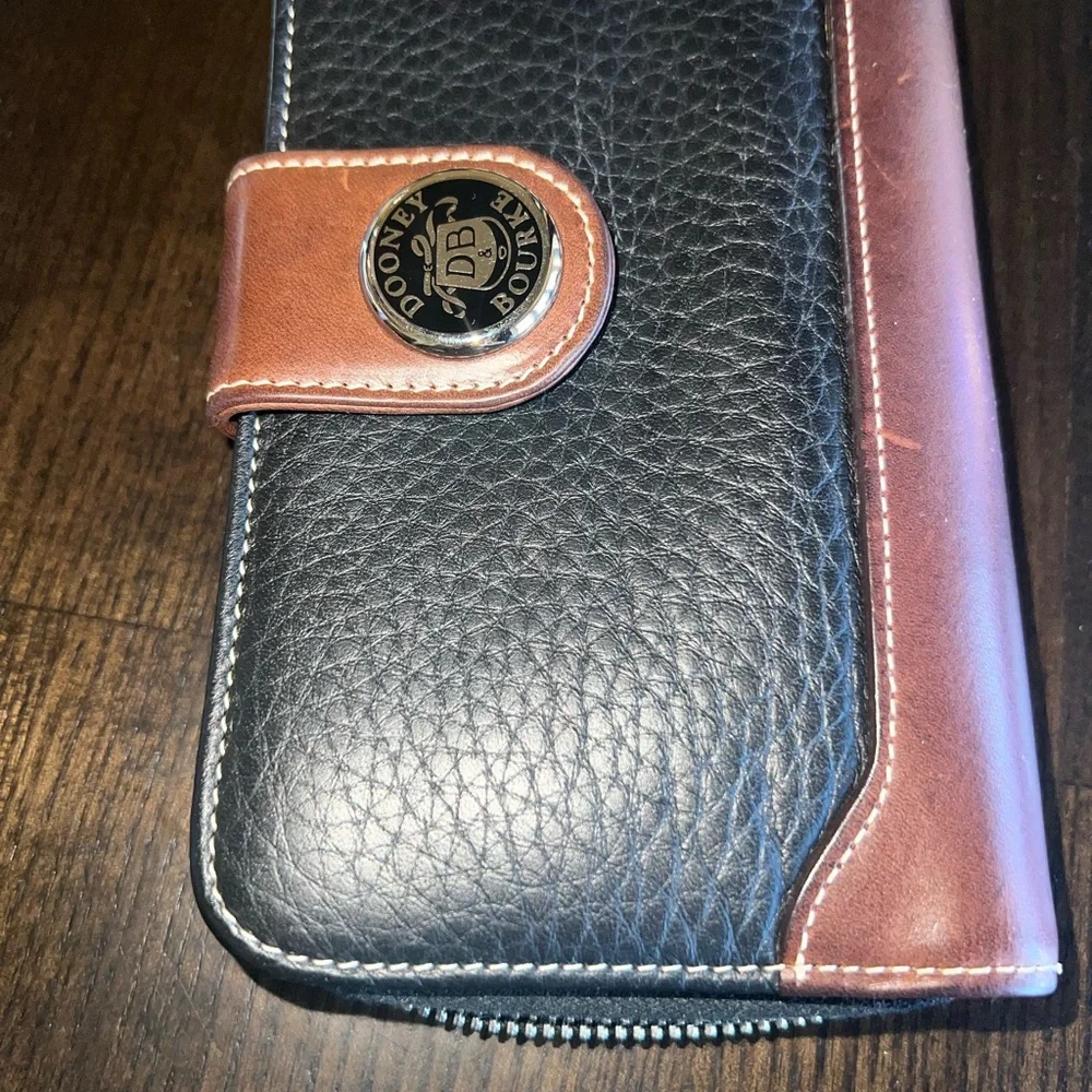 Dooney & Bourke Black and Brown Leather Long Zipper Wallet - Picture 5 of 7